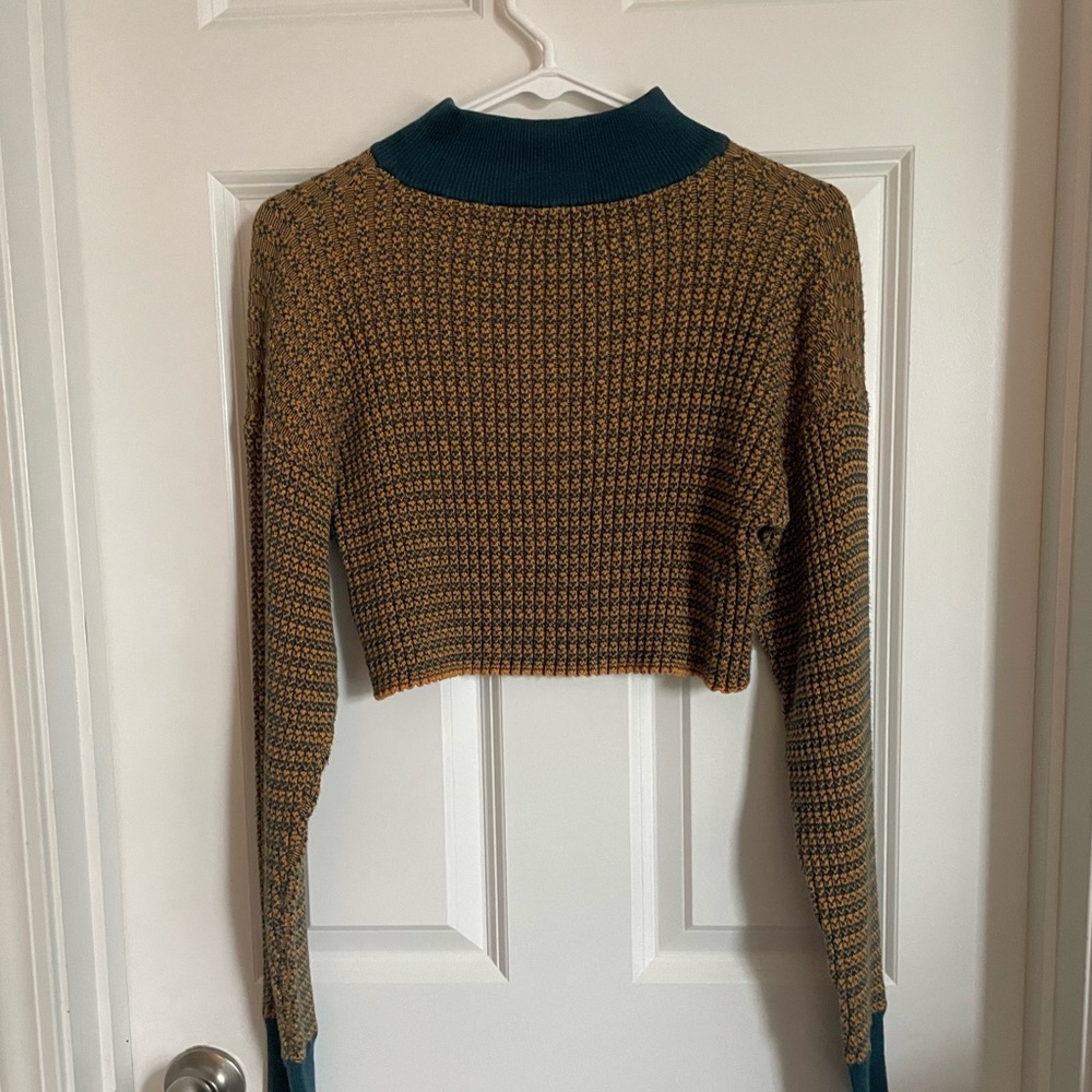 Victor Glemaud Mock Neck Cropped Knit Sweater - Picture 2 of 8